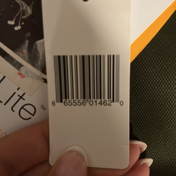 Waterproof laptop travel bag in Army Green. Brand new with tags. - Picture 4 of 4